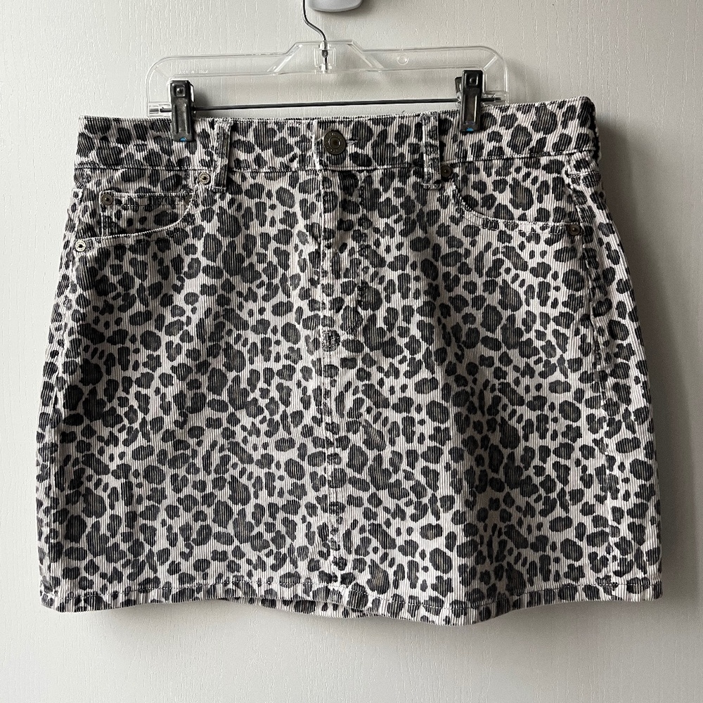 Grey Corduroy Cheetah Print Skirt, American Eagle, 10 Long